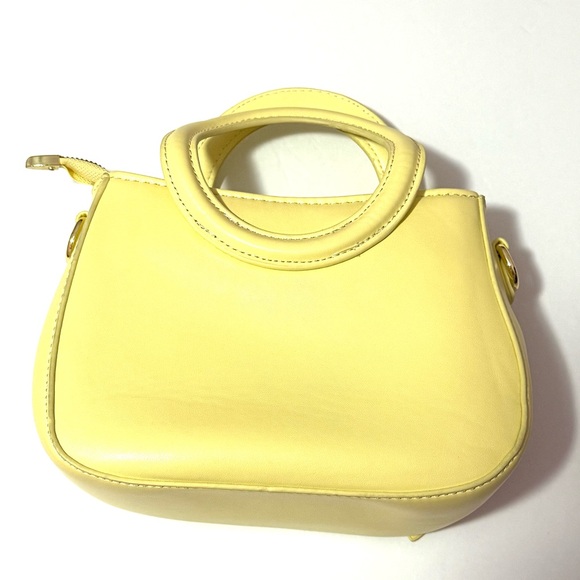 Cute Yellow Bow Handbag - Picture 2 of 5